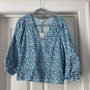 A New Day NWT blue, lavender and green puff sleeve blouse - size Large